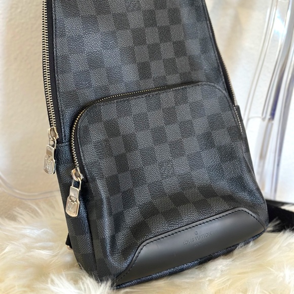 Louis Vuitton Damier Graphite messenger bag - Picture 1 of 3